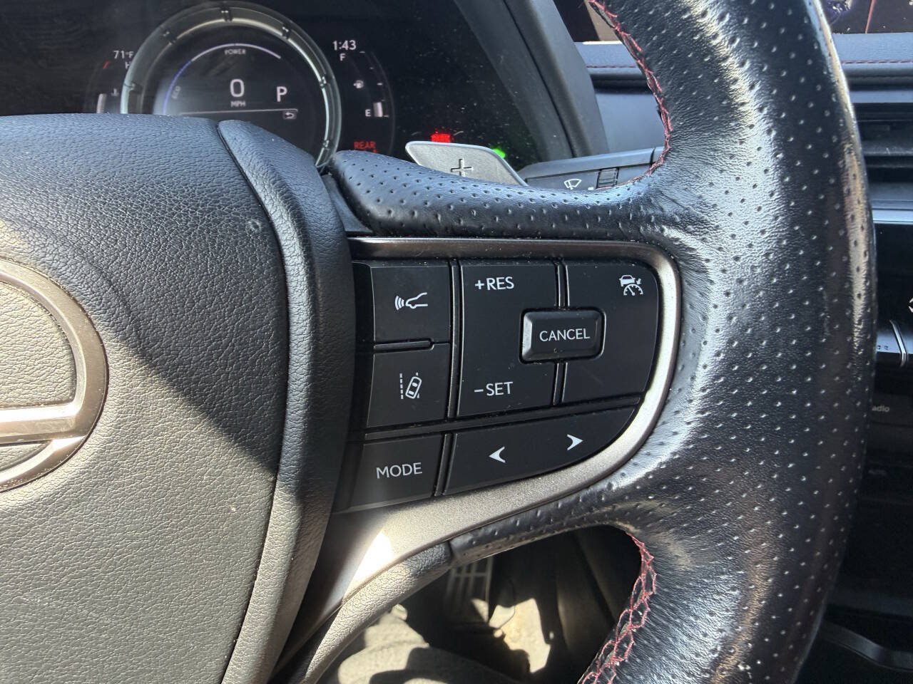 Used 2021 Lexus UX 250h F Sport w/ F Sport Premium Package AWD/4WD image 27