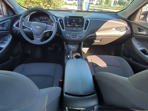 Used 2023 Chevrolet Malibu LT image 19
