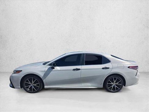 Used 2023 Toyota Camry SE w/ Convenience Package FWD image 8