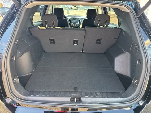 Used 2018 Chevrolet Equinox LT image 33