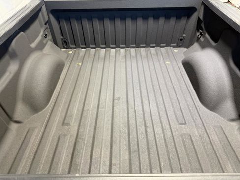 Used 2013 Ford F150 XLT w/ XLT Chrome Pkg image 19