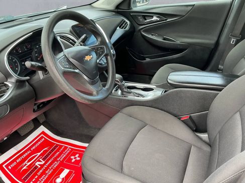 Used 2021 Chevrolet Malibu LT image 12