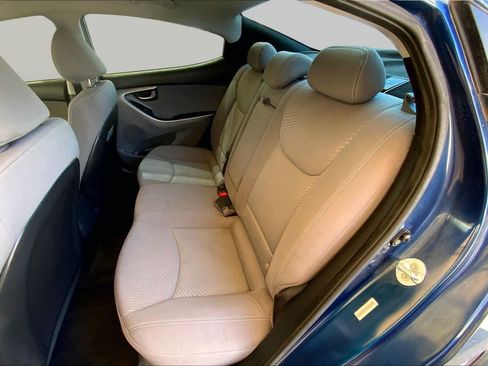 Used 2014 Hyundai Elantra SE FWD image 19