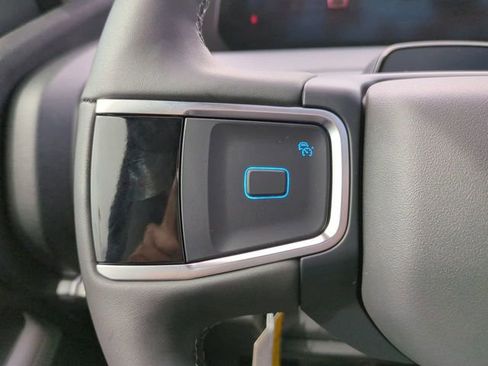 Used 2025 Ford Expedition Active image 28