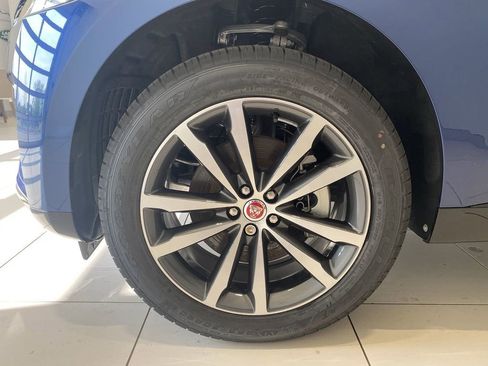 New 2023 Jaguar F-PACE S image 8