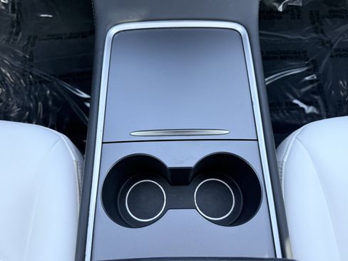 Used 2023 Tesla Model 3 Standard Range image 63