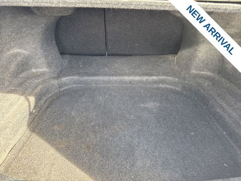 Used 2019 Ford Taurus SHO image 11