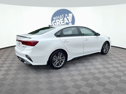 Certified 2024 Kia Forte GT-Line image 7