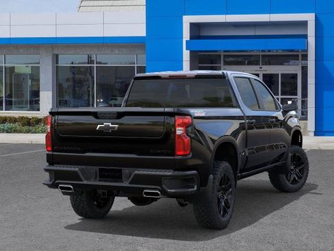 New 2026 Chevrolet Silverado 1500 Custom Trail Boss w/ LPO, Dark Essentials Package AWD/4WD image 4