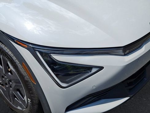 Used 2025 Kia EV6 Light RWD image 28