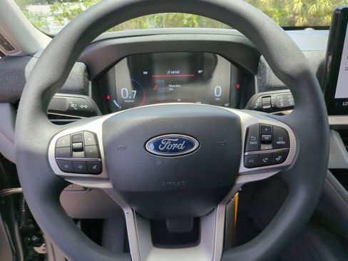 New 2026 Ford Explorer Active RWD image 26