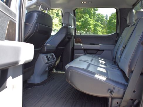 Used 2021 Ford F150 Lariat w/ Max Trailer Tow Package AWD/4WD image 31