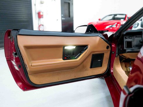Used 1989 Chevrolet Corvette Convertible image 49