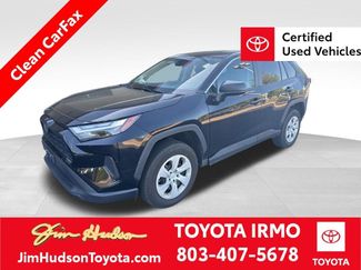 Used 2023 Toyota RAV4 LE video 1