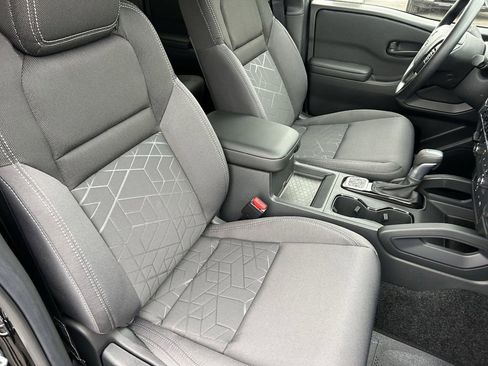 New 2026 Nissan Frontier SV image 10