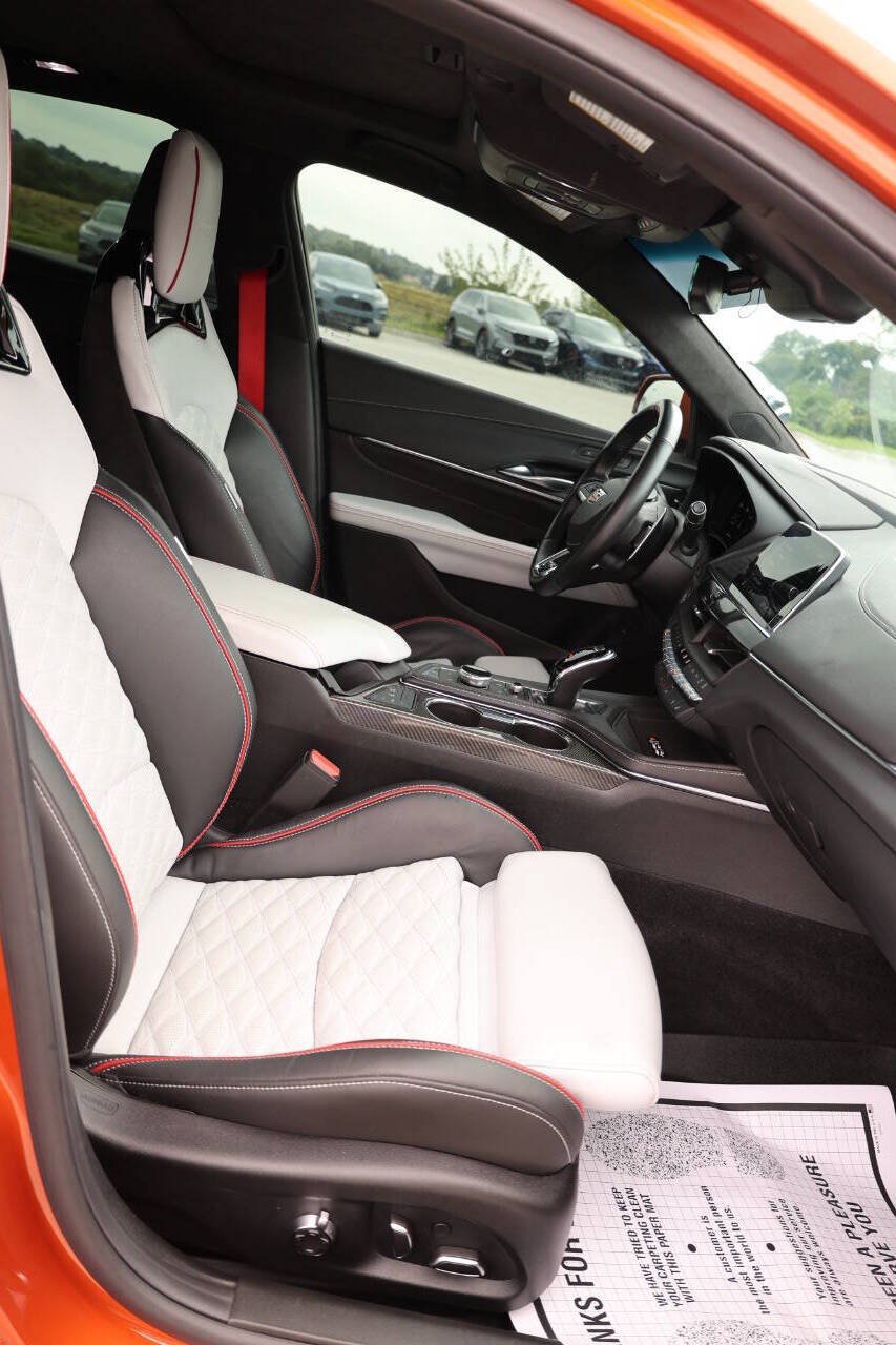 Used 2023 Cadillac CT4 V Blackwing w/ Driver Assist Package RWD image 14