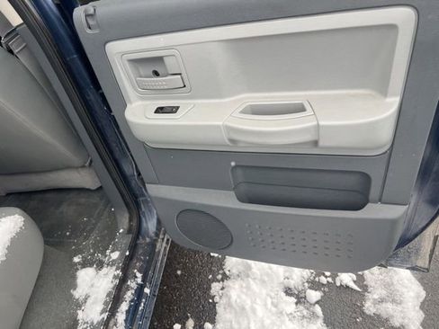 Used 2006 Dodge Dakota SLT image 18