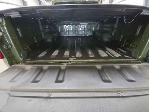 Used 2022 Jeep Gladiator Rubicon w/ LED Lighting Group AWD/4WD image 12
