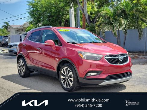 Used 2018 Buick Encore Essence FWD image 1