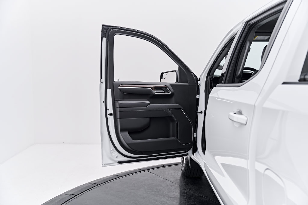 Used 2025 GMC Sierra 1500 Elevation RWD image 40