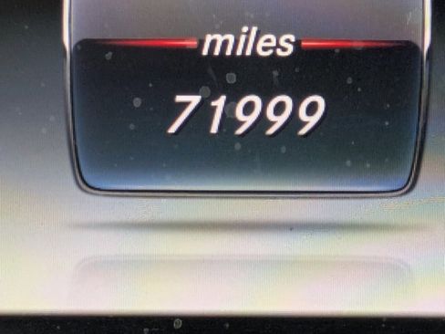 Used 2016 Mercedes-Benz C 300 4MATIC Sedan image 12