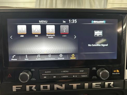 Used 2026 Nissan Frontier SV w/ Tow Package AWD/4WD image 13