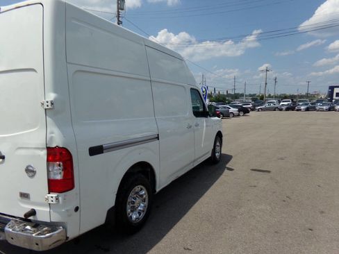 Used 2016 Nissan NV 2500 SL w/ Technology Package image 33