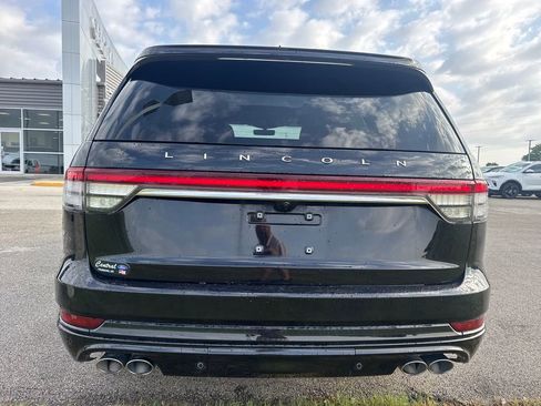 Used 2021 Lincoln Aviator Reserve w/ Equipment Group 210A AWD/4WD image 9