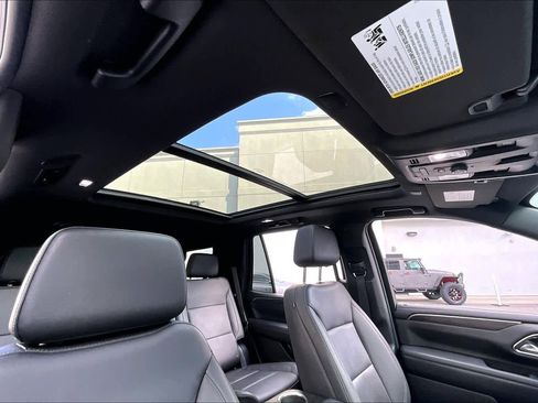 Used 2024 Chevrolet Tahoe Z71 image 13