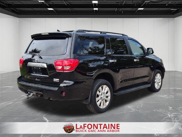 Used 2014 Toyota Sequoia Platinum AWD/4WD image 8