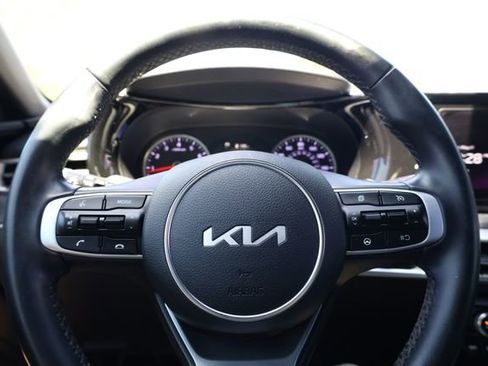 Used 2022 Kia K5 GT-Line FWD image 16