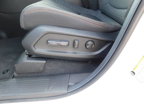 Used 2026 Honda Pilot Sport image 13