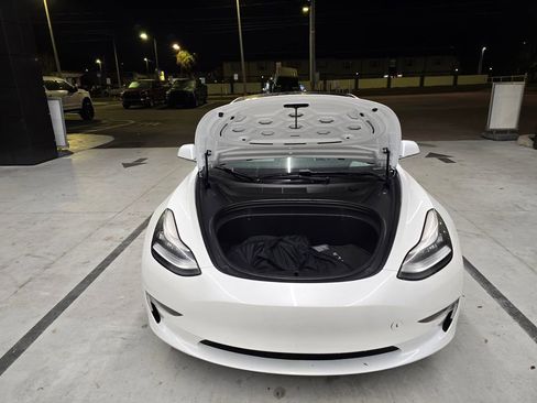 Used 2019 Tesla Model 3 Performance image 12