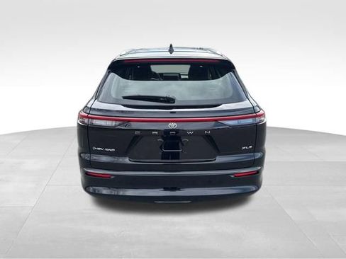 New 2026 Toyota Crown Signia image 4