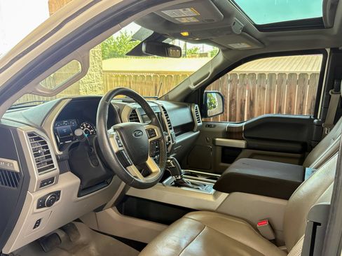 Used 2015 Ford F150 Lariat w/ Equipment Group 502A Luxury RWD image 2