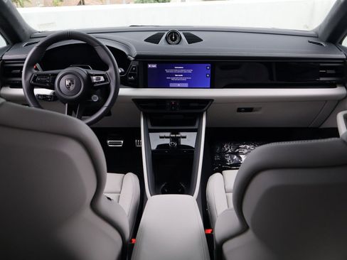New 2026 Porsche Macan Turbo Electric AWD/4WD image 21