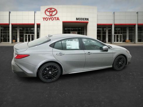 New 2026 Toyota Camry SE image 23