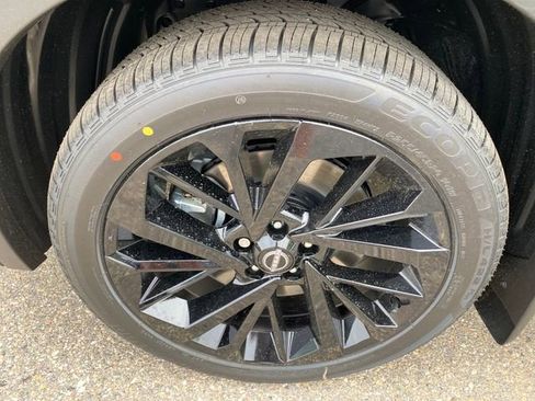 New 2026 Nissan Rogue Platinum AWD/4WD image 28