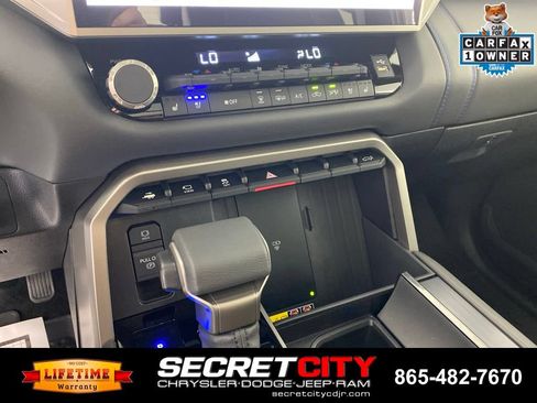 Used 2026 Toyota Tundra Platinum AWD/4WD image 22