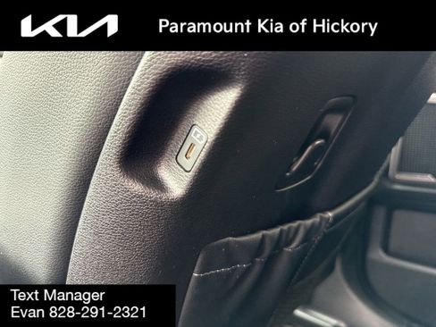 Used 2025 Kia Telluride EX image 21