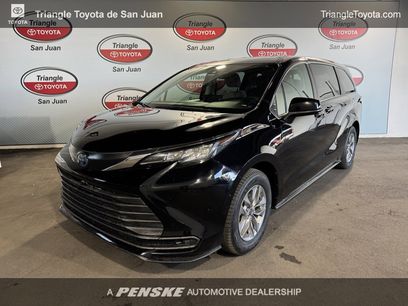 Used 2022 Toyota Sienna LE