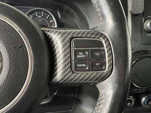 Used 2018 Jeep Wrangler Unlimited Sport AWD/4WD image 37