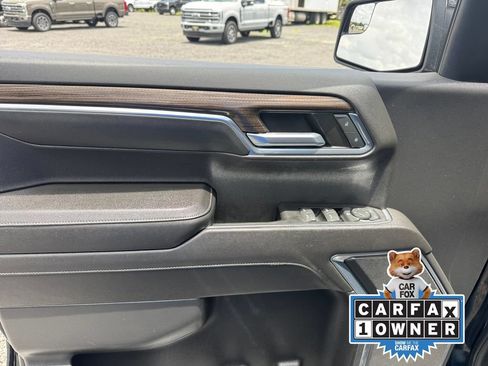 Used 2023 Chevrolet Silverado 1500 LT AWD/4WD image 28