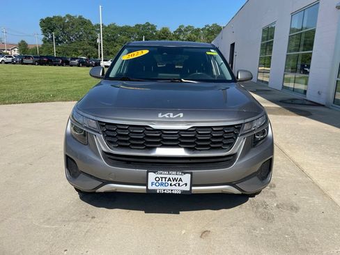 Used 2023 Kia Seltos LX AWD/4WD image 3