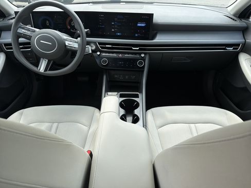Used 2024 Hyundai Sonata SEL FWD image 4