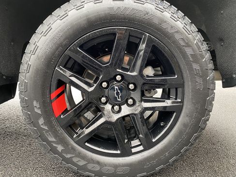 Used 2021 Chevrolet Silverado 1500 RST w/ Redline Edition image 43