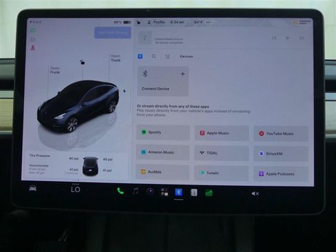 Used 2024 Tesla Model Y 2WD image 18