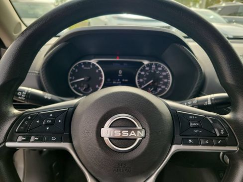 Used 2024 Nissan Sentra SV FWD image 21