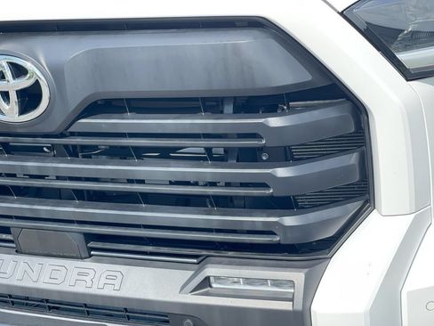 Certified 2023 Toyota Tundra SR5 w/ SR5 Premium Package AWD/4WD image 20