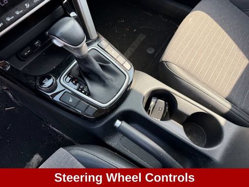 Used 2023 Kia Seltos S w/ Navigation Package AWD/4WD image 17